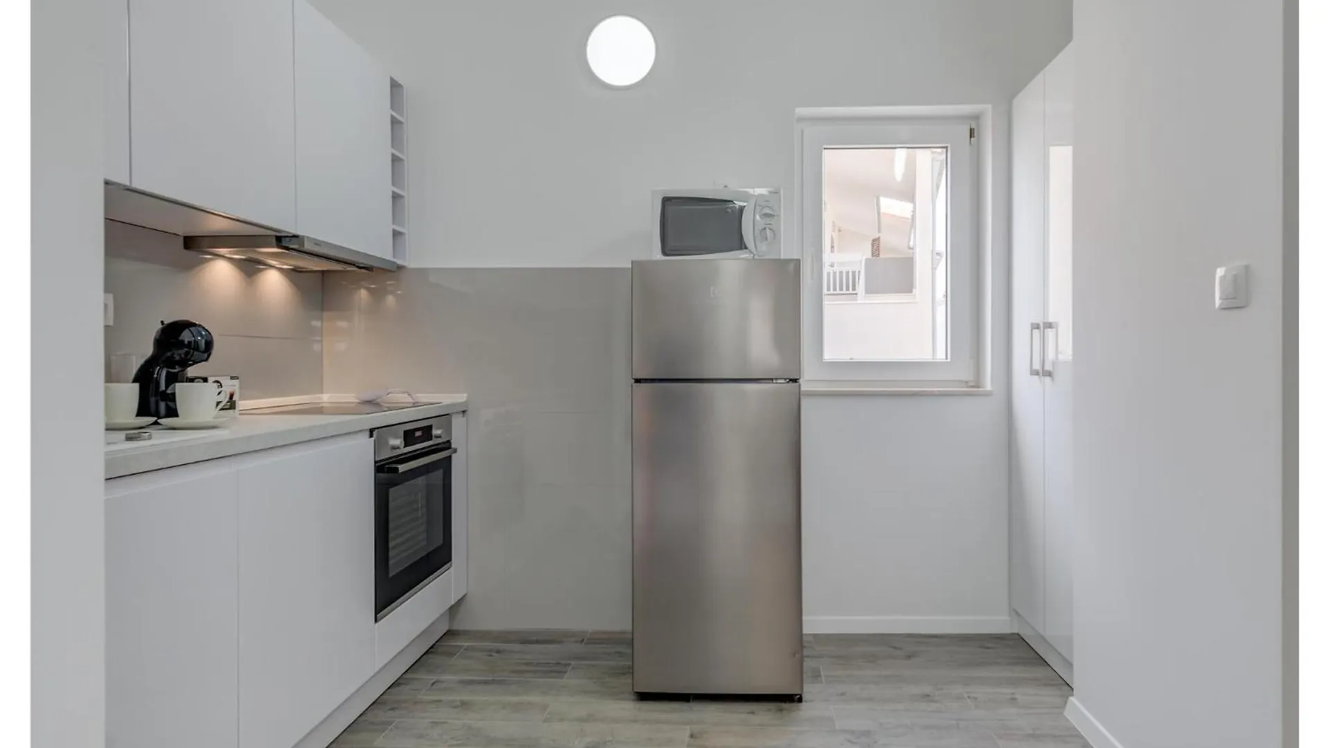 1 Bedroom Stunning Apartment In تروغير