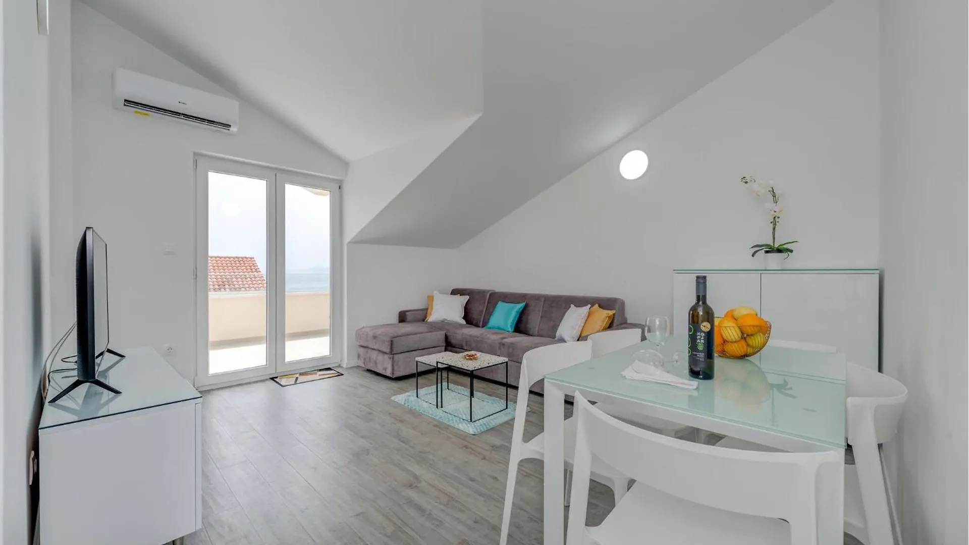 1 Bedroom Stunning Apartment In تروغير
